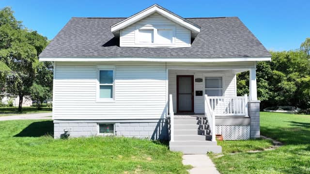 2128 Fordney St, Saginaw, MI: owner financed home, photo 1