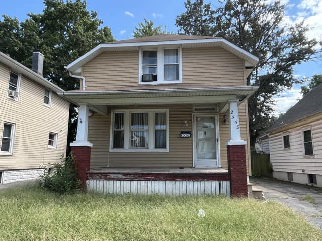 2558 State St, Granite City, IL: owner financed home, photo 1