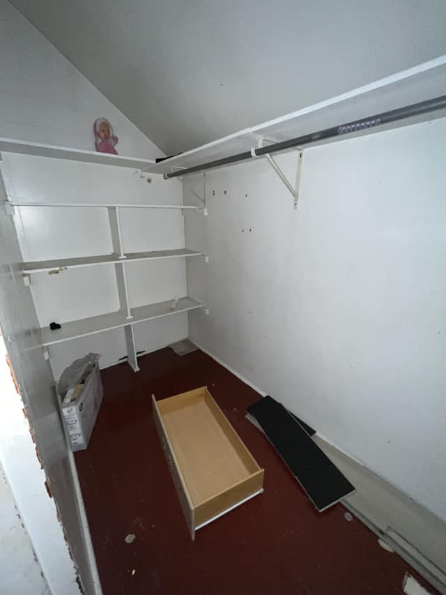 2558 State St, Granite City, IL: owner financed home, photo 16