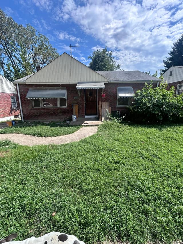 5556 Floy Avenue, St. Louis, MO: owner financed home, photo 1