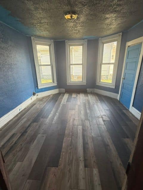 327 N Hickory St, Centralia, IL: owner financed home, photo 13