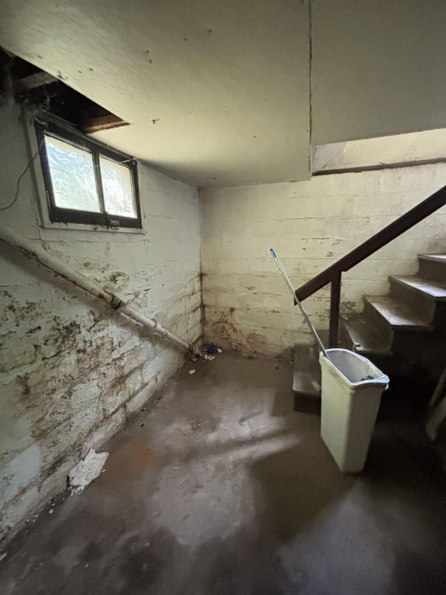 2421 W Lincoln, Peoria, IL: owner financed home, photo 14