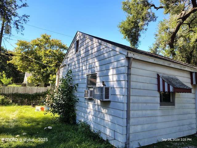 3214 W Proctor Pl, Peoria, IL: owner financed home, photo 1