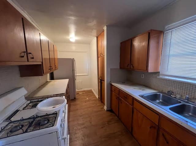 125 S 16th St, Decatur, IL: owner financed home, photo 2