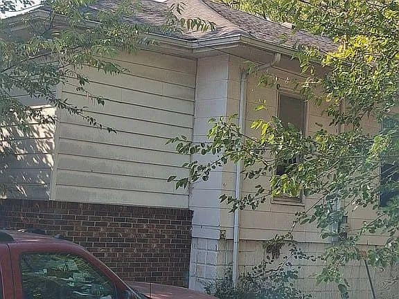 407 W Saint Louis St, West Frankfort, IL: owner financed home, photo 4