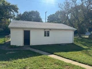 1744 N Monroe Street, Decatur, IL: owner financed home, photo 9