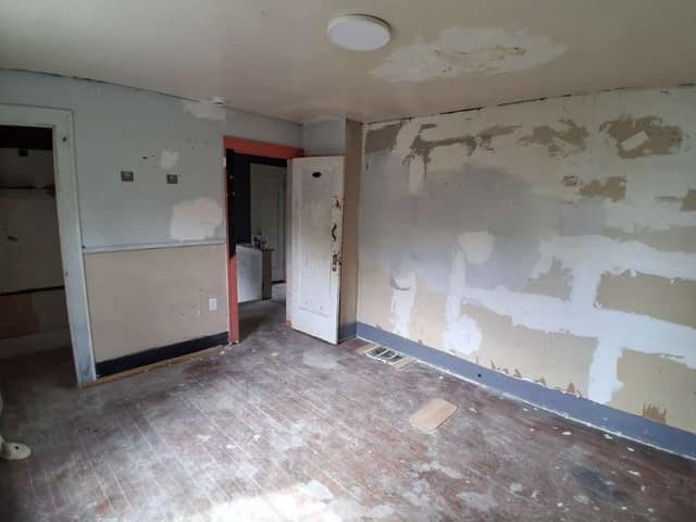 3975 E William St, Decatur, IL: owner financed home, photo 12