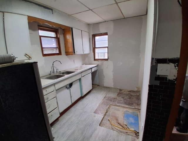 3975 E William St, Decatur, IL: owner financed home, photo 19