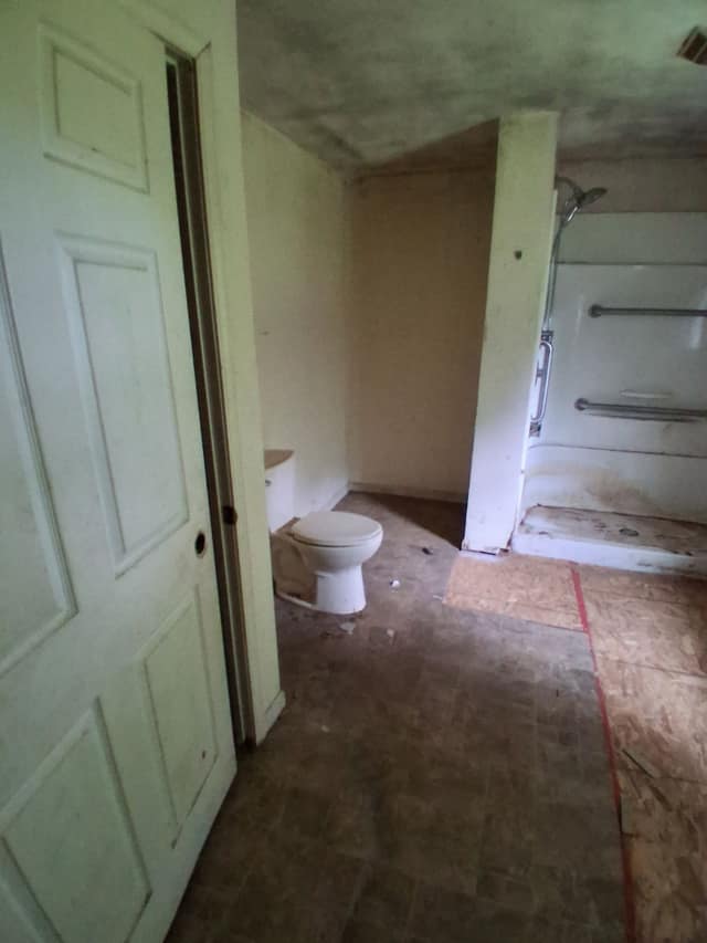 214 Pyle St, Carrier Mills, IL: owner financed home, photo 20