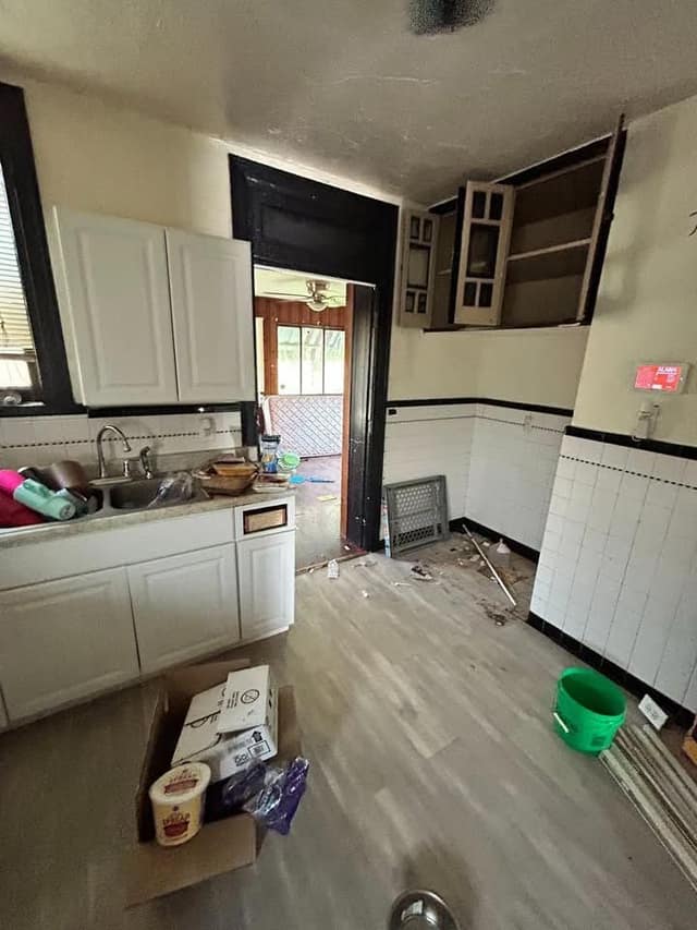 8401 N Broadway, St. Louis, MO: owner financed home, photo 16
