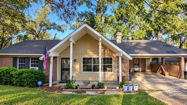 1765 Casteel Dr, Jackson, MS: owner financed home, photo 3